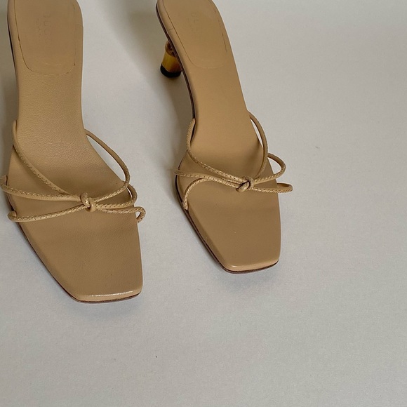 Auth. Vtg Gucci x Tom Ford 2002 tan strappy bamboo slide heels - Picture 5 of 6